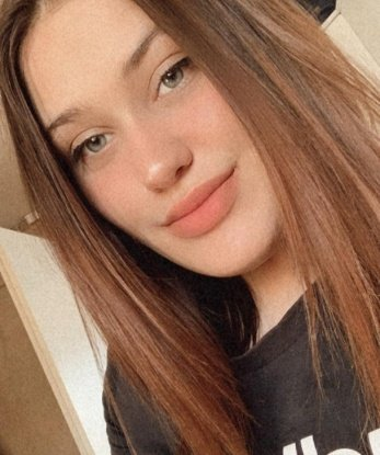 Полина