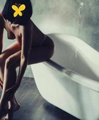 Адиля